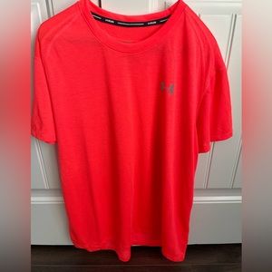 LIKE NEW! NIKE RUNNING GEAR! WORN ONCE!